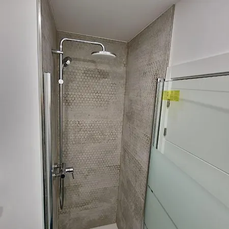 Nest 3-hosted By Sweetstay Apartment